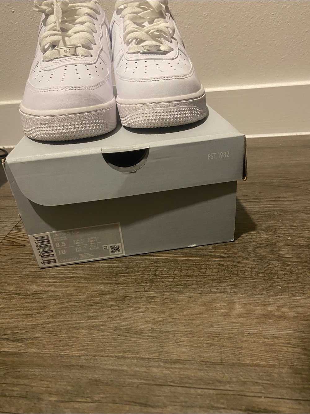Classic All-White Leather Sneakers
